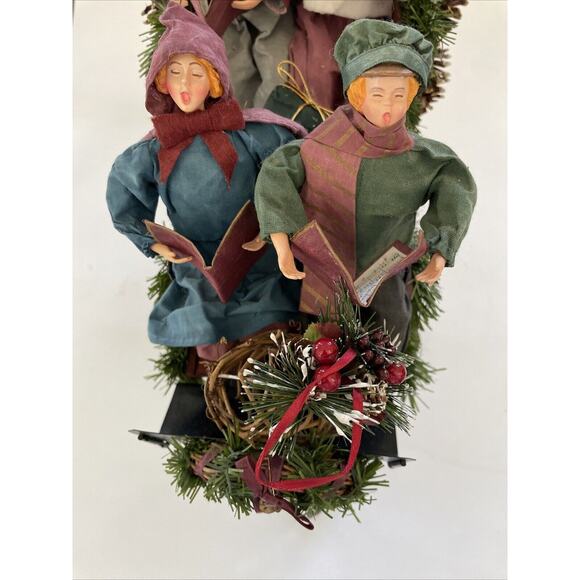 Vintage Mache Christmas Caroling Family in Wagon Carriage Holiday Decor Figurine - Picture 6 of 10